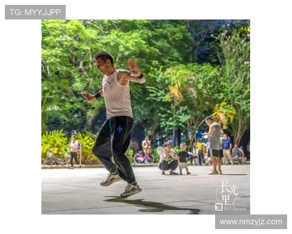 袁心玥赛场上女王气场秒变买菜大妈，到底谁帮她设计的这套生活日常？