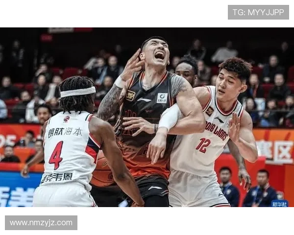 篮球比赛中的犯规次数限制规则，究竟如何避免被罚出场？